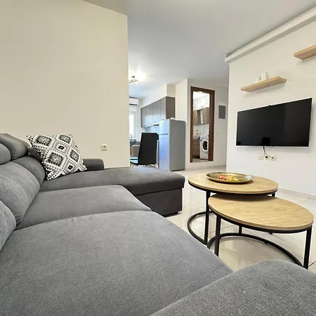 Unique 2 , One Bedroom * Ηράκλειο Κρήτης